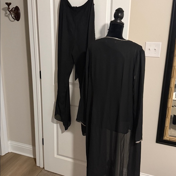 Metrostyle Black and White Checkered Ensemble - Picture 8 of 9